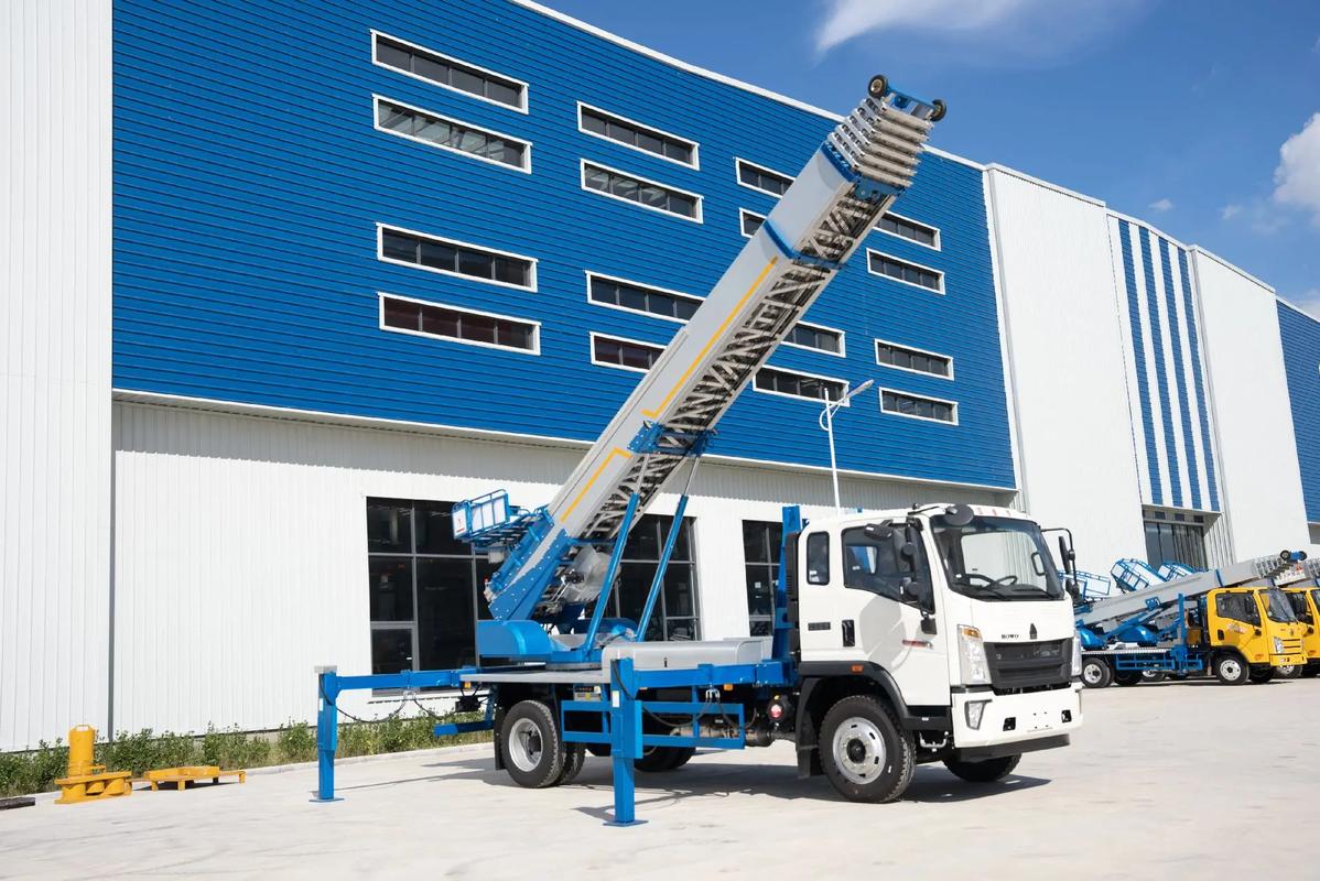 新余渝水小型云梯车上料车租赁多少钱